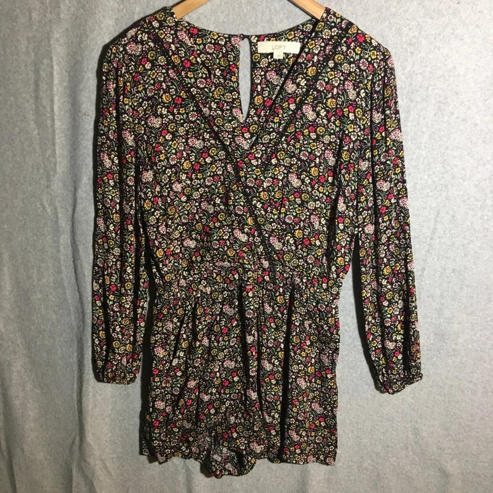 Womens Loft Romper Ditsy Floral Print Colorful Spring Summer V Neck Long Sleeve